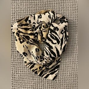 Echo silk animal print scarf